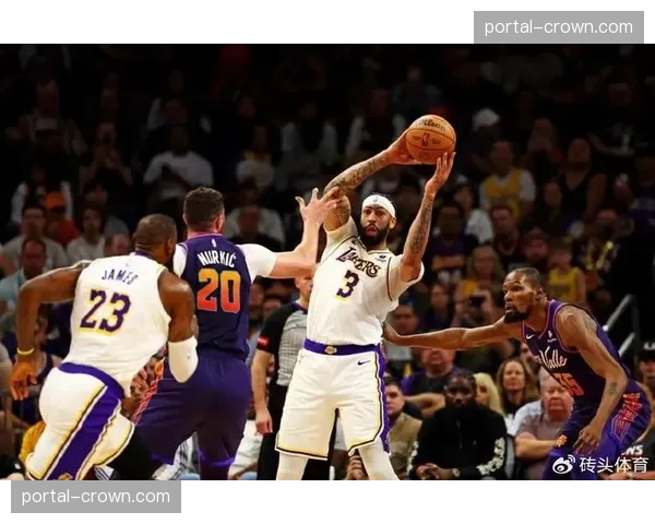 联盟场均犯规45.7次创新高,湖人罚球率第5藏防守过度依赖 联盟场均犯规45.7次创新高,湖人罚球率第5藏防守过度依赖