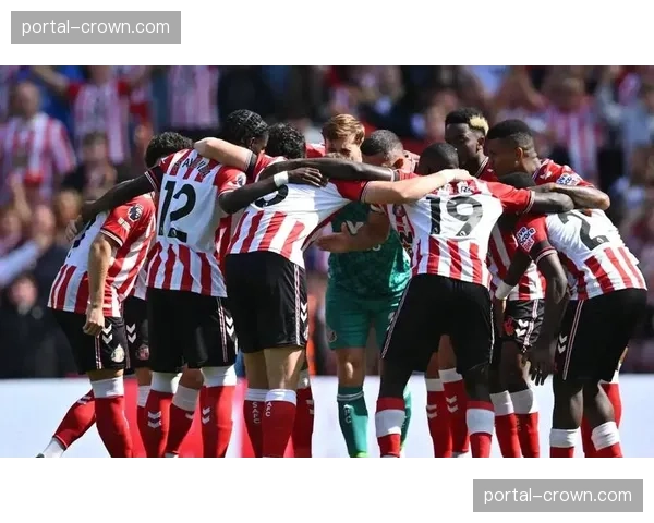 利物浦客场小胜桑德兰 重返欧冠区仅差2分